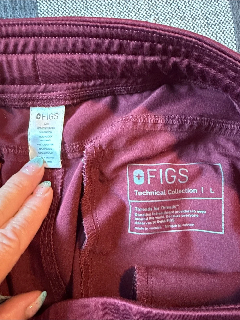 Men's Figs Drawstring Pants in Burgundy
